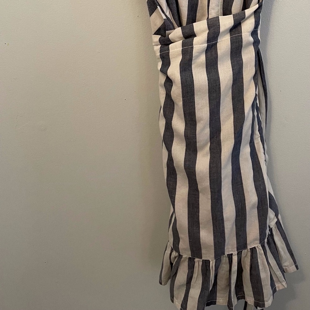 Urban Outfitters Striped Wrap Dress, size 6 - Picture 4 of 6